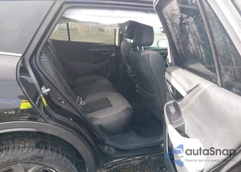 2021 Subaru Outback Onyx Edition Xt z USA, uszkodzony, nr VIN 4S4BTGLDXM3141102